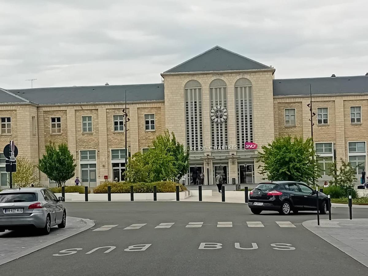 Apartamento L'Eden De Chartres Exterior foto