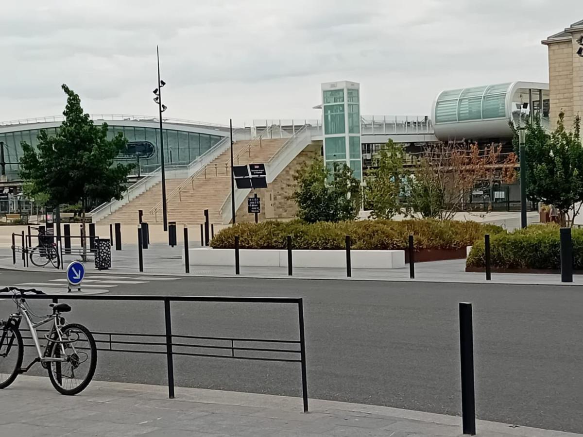 Apartamento L'Eden De Chartres Exterior foto