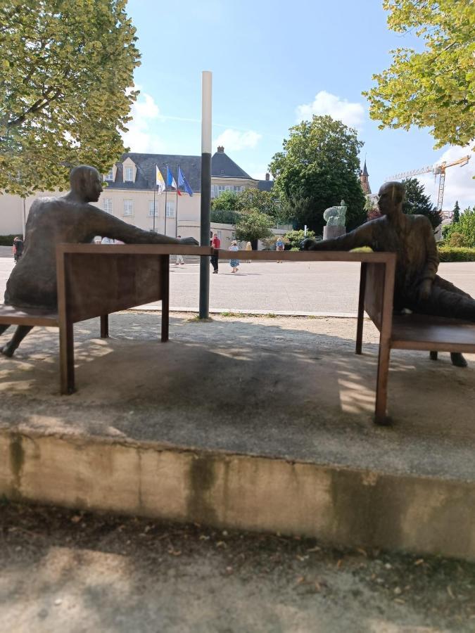 Apartamento L'Eden De Chartres Exterior foto